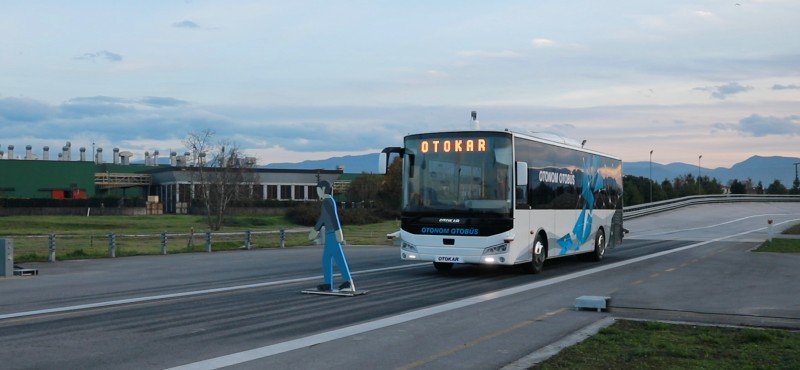 Türkiye’nin sürücüsüz otobüsü testleri başarıyla geçti