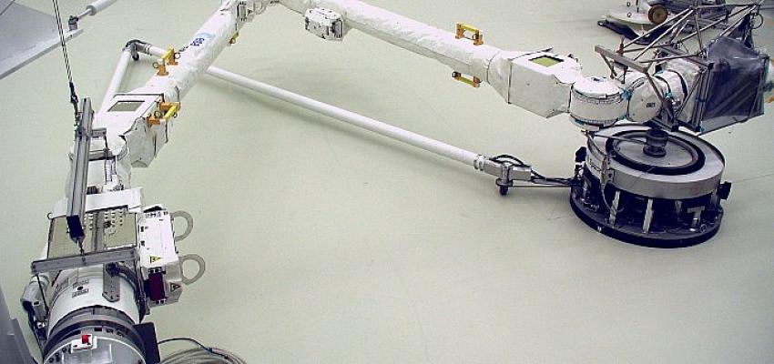 Airbus’ın Avrupa Uzay Ajansı için inşa ettiği “Robotik Kol” Uzaya Gitmeye Hazır