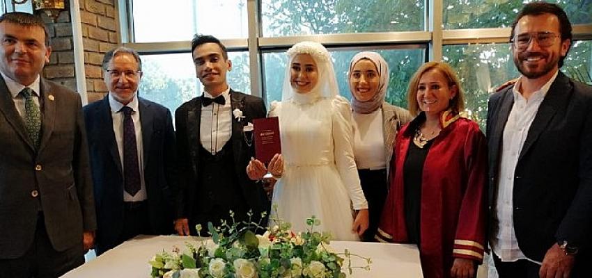 Sosyal Medya Fenomeni Mehmet Berk Ergin evlendi