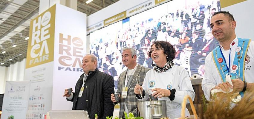 Neptün Soyer: “Terra Madre Anadolu İzmir 2022 küçük üreticinin destekleneceği büyük bir gastronomi fuarı olacak”