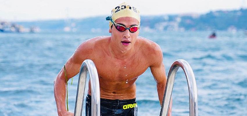 Nilüferli yüzücü Türkiye ikincisi oldu
