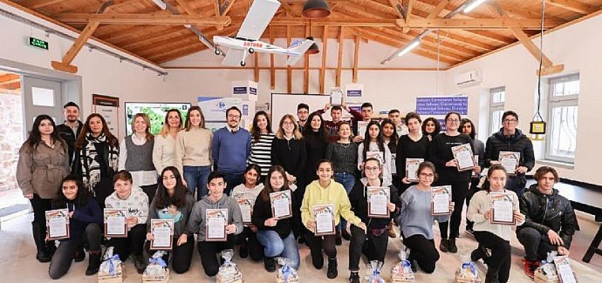 Sabancı Üniversitesi, Ayvalık’taki Öğrenci ve Öğretmenlere Yönelik Eğitimler Gerçekleştirdi