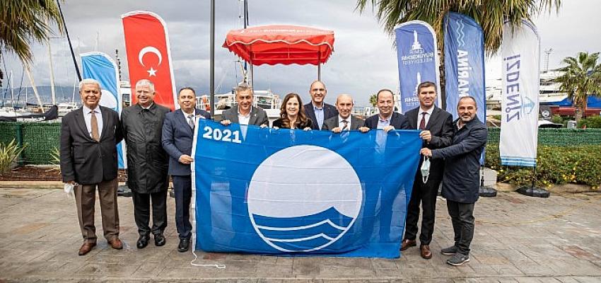İzmir’e 4 mavi bayrak daha
