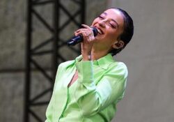 Melike Şahin “Cuma İş Çıkışı”nda Sevilen Şarkılarını Seslendirdi