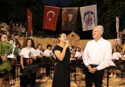 Narlıdere ve Efes Selçuk Çocuklarından Muhteşem Performans