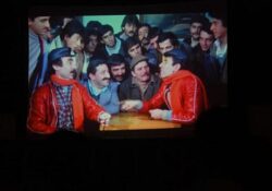 Yenişehir’de açık havada sinema keyfi yaşanıyor