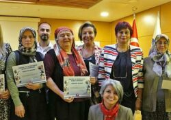 Antalya Büyükşehir’de çiftçi kadınlar zirvesi yapıldı