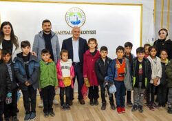 Yahyalı Belediye Başkanı Esat Öztürk Küçük Öğrencilere Belediyeciliği Anlattı