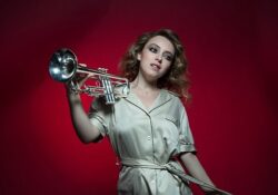 Dünyaca Ünlü Trompet Sanatçısı Lucienne Renaudin Vary CSO'ya Konuk Oluyor