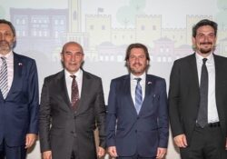 İzmir'in tarihi bölgesine 1 milyar dolarlık yatırım hedefi için dev adım