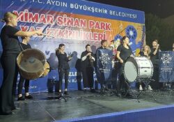 Aydın Büyükşehir Belediyesi'nden Mimar Sinan Parkı'nda müzik resitali