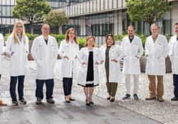 Koç Üniversitesi Hastanesi Demiyelinizan Santral Sinir Sistemi Hastalıkları Merkezi'nde Multidisipliner Yaklaşım Öne Çıkıyor