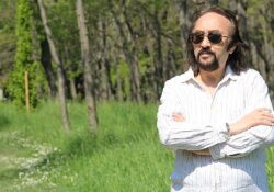 TRT sanatçısı Akbaş yaza damga vuracak