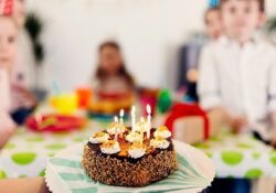 Pasta üzerinde çocuklarımızı bekleyen tehlike : Maytap