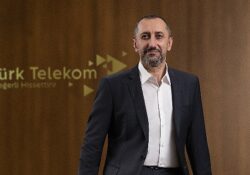 Türk Telekom'un üçüncü çeyrek geliri   yıllık bazda yüzde 78 büyüyerek 22,4 milyar TL'ye ulaştı 