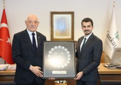 Paraguay’ın Ankara Büyükelçisi Ceferino Adrián Valdez Peralta, Çankaya Belediye Başkanı Hüseyin Can Güner’e nezaket ziyaretinde bulundu