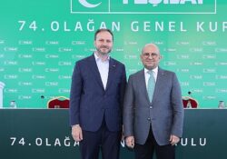 Yeşilay’ın Yeni Genel Başkanı Doç. Dr. Mehmet Dinç Oldu
