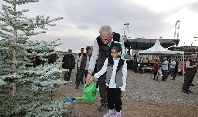 Orman Haftasında Yanan Alanlar Fidanlarla Buluşacak